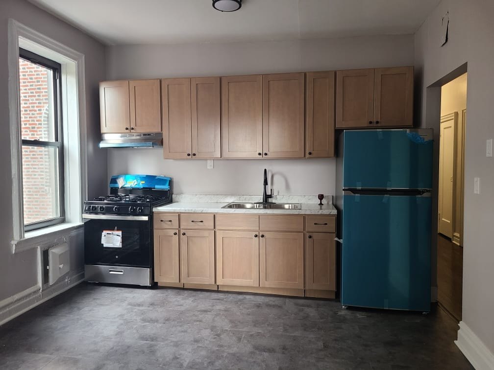 Kitchen before renovation